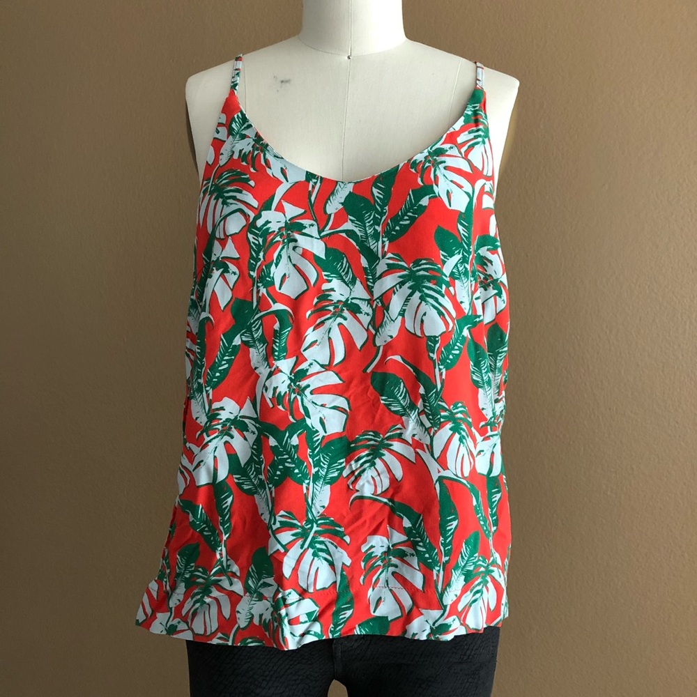 💙 Banana Leaf Print Tank Top NWOT